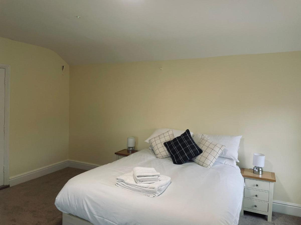 The Royal Oak Hotel Bredon Luaran gambar